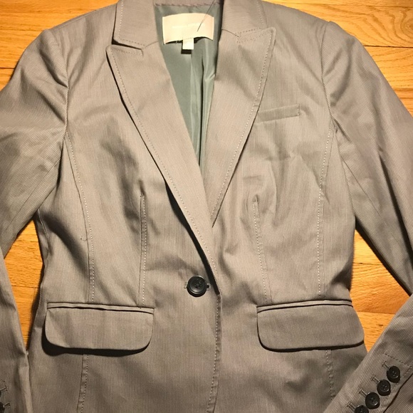 Banana Republic gray striped blazer Petite- Sz 0P - Picture 2 of 8